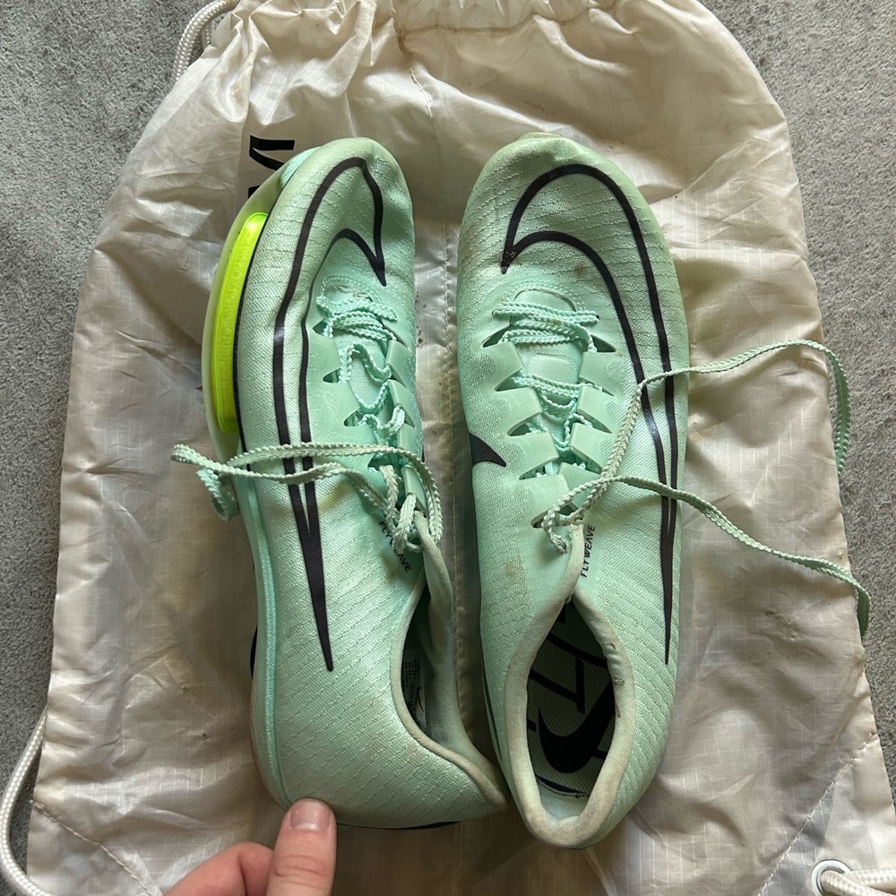 Nike Max Fly 2022